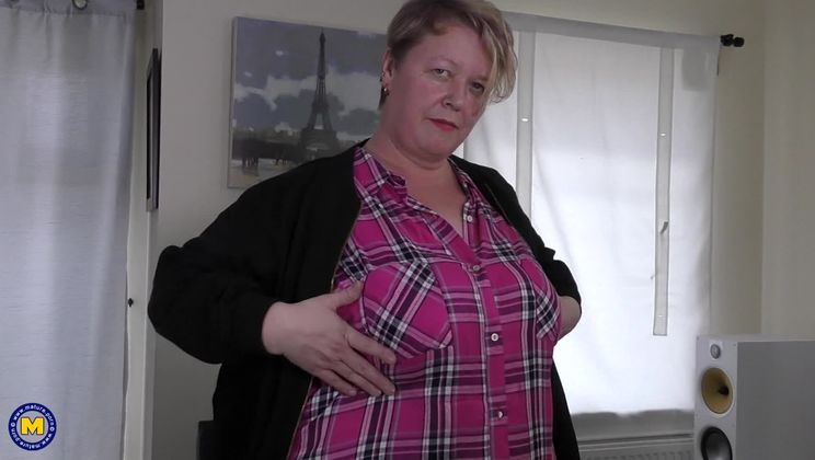 British mature BBW showing off her big tits