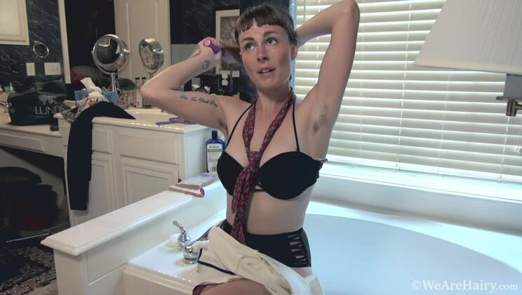Leila Larson introduces herself by her bathtub