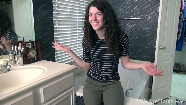 Silki Smith introduces herself in her bathroom