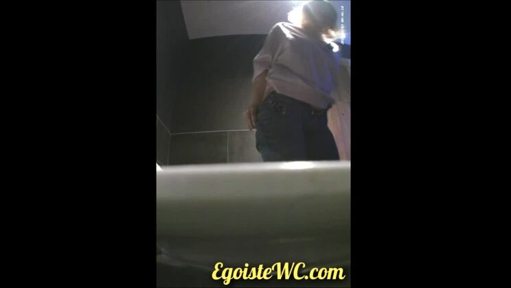 VIP Series 26-35. Young female students close-up pissing into the toilet