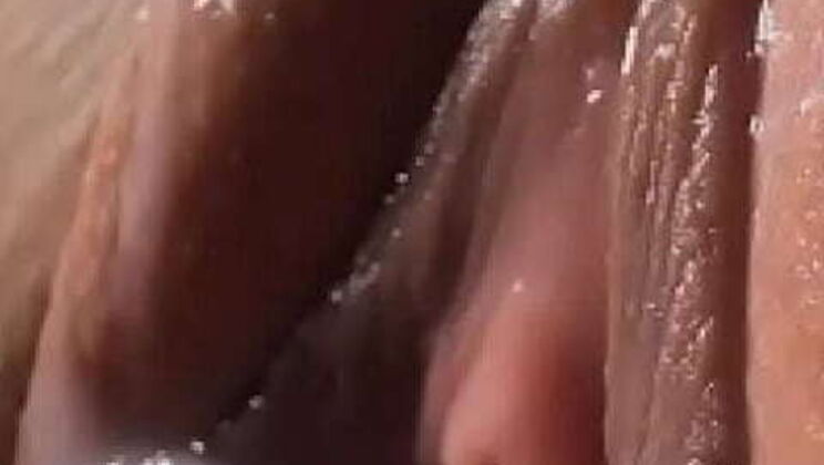 Camera Perspective: The Dick's Point of View. Ejaculated a Large Cumshot Inside Her Shaved Pussy